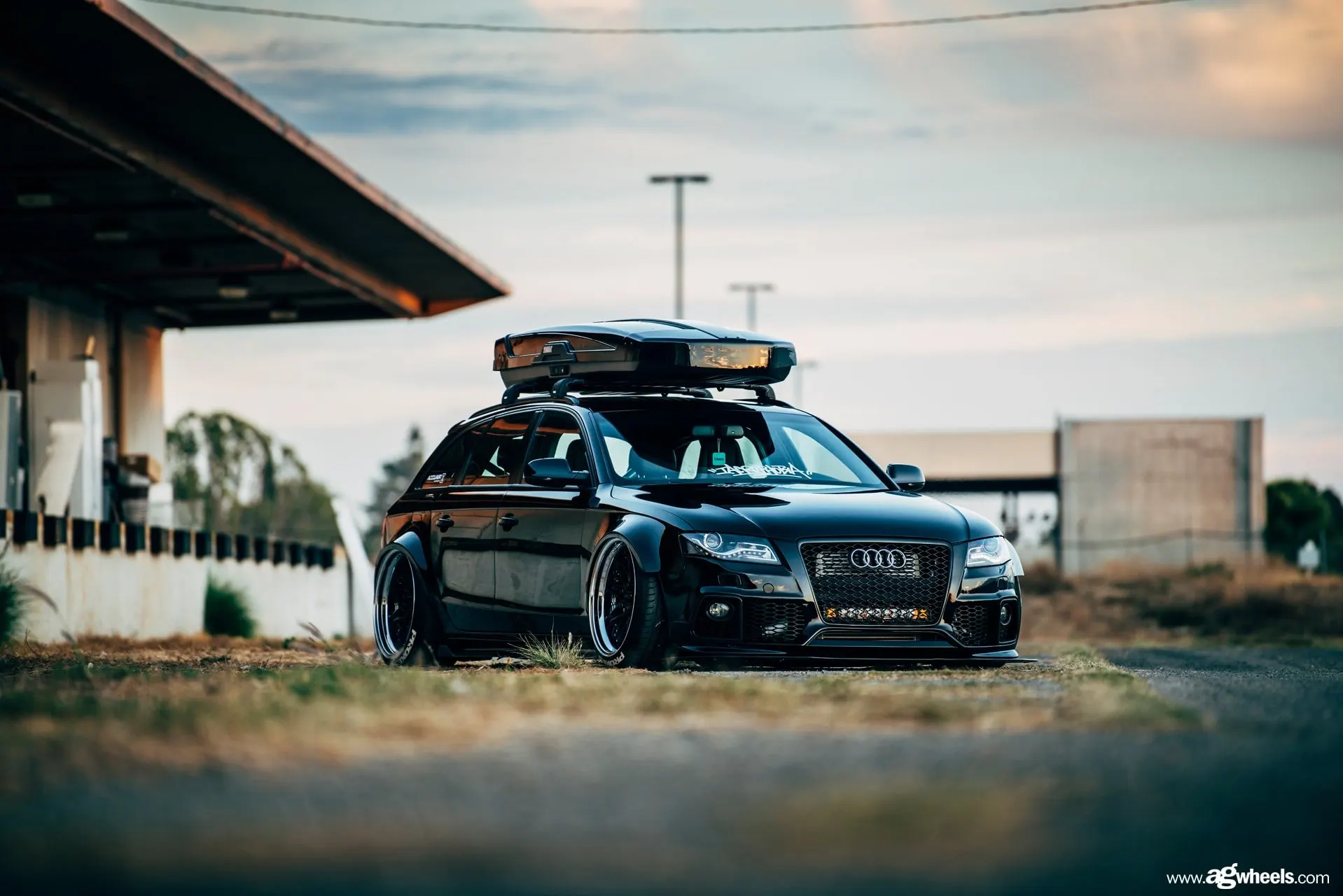 Audi A4 Avant × Avant Garde SR10