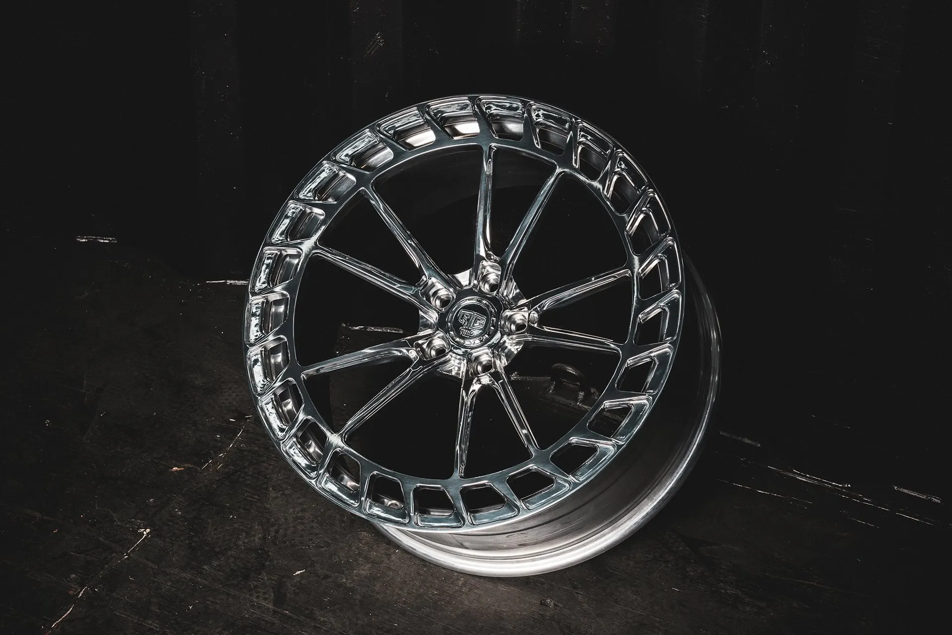 SRX01 — Forged Monoblock
