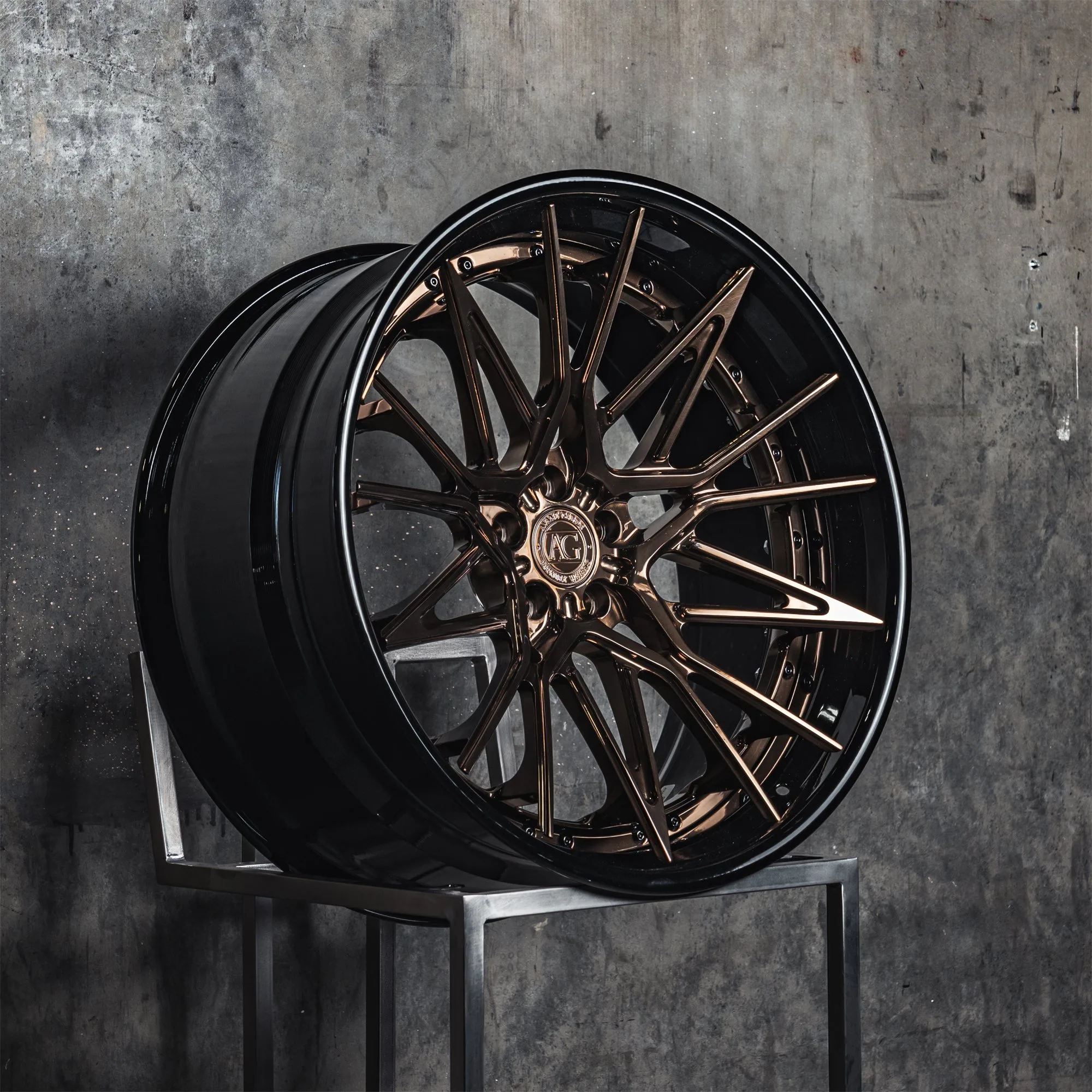 Signature Line AGL58 — Polished Liquid Bronze & Gloss Black