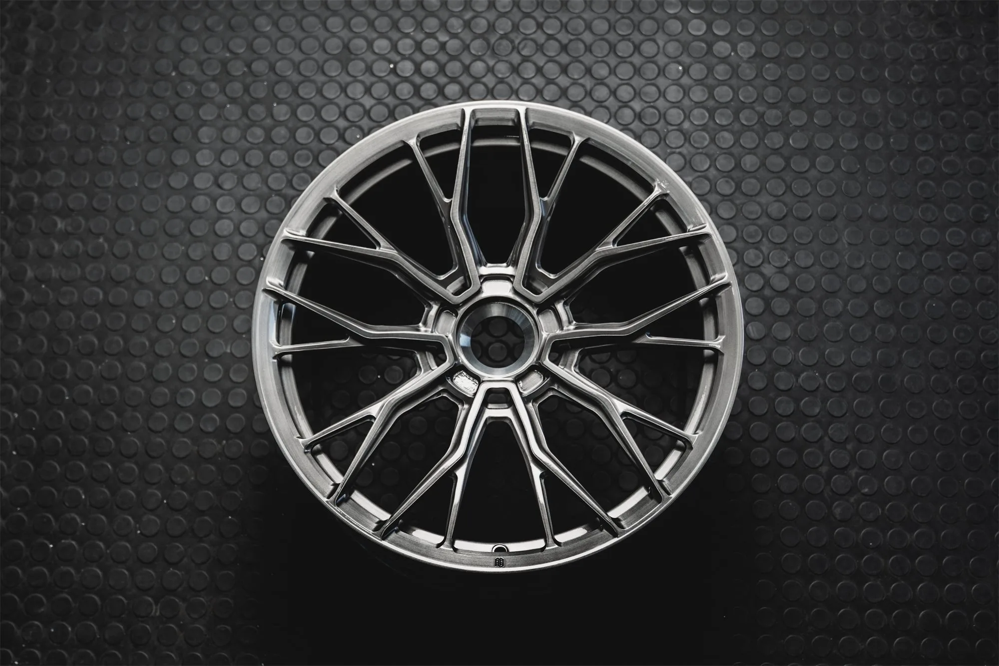 Signature Line AGL86 — Gloss Black