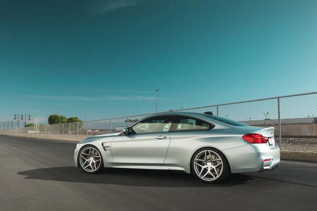 BMW F82 M4 × Avant Garde M650, image 3