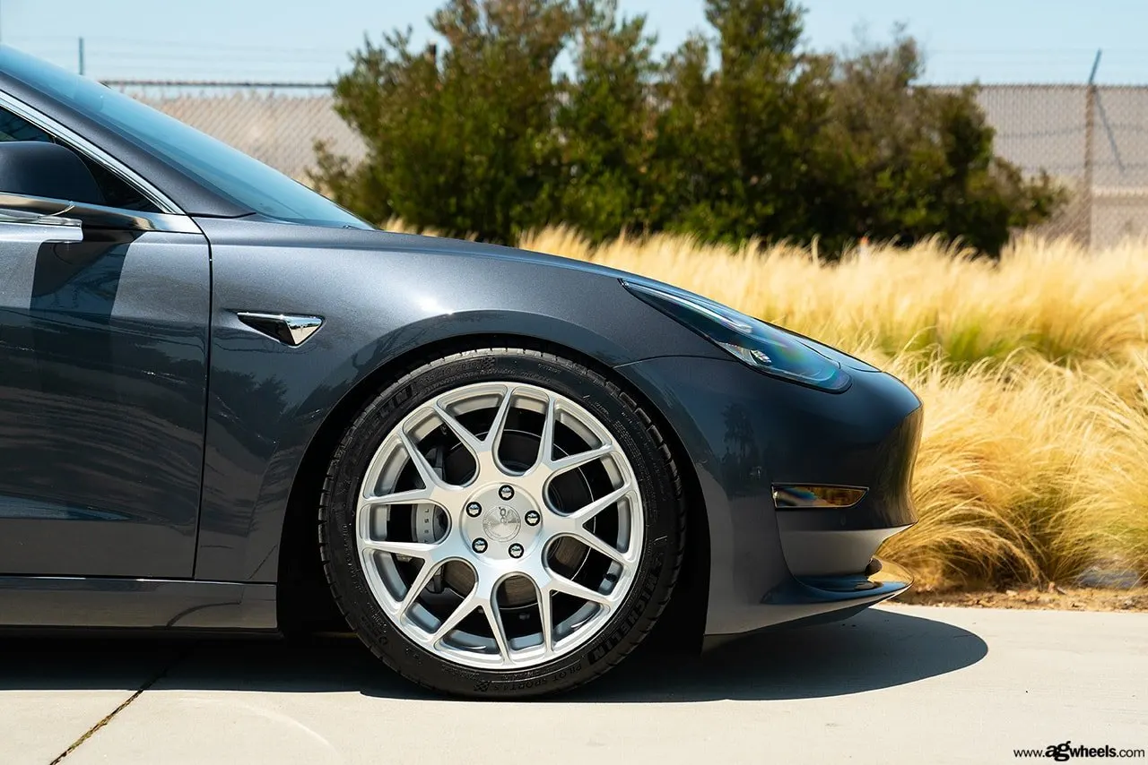 Tesla Model 3 × Avant Garde M590, image 5